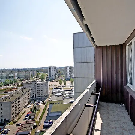 Sixteen Floor Chlopska Daire *